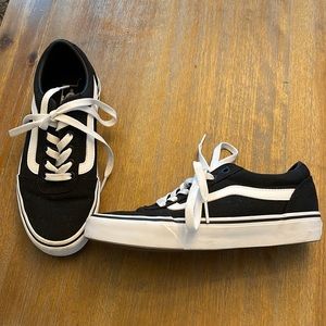 New Ladies Vans Size 6.5